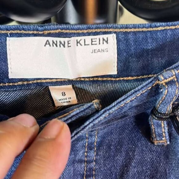 Anne Klein Mid Rise Straight Ankle Jeans Various Sizes - Picture 2 of 6